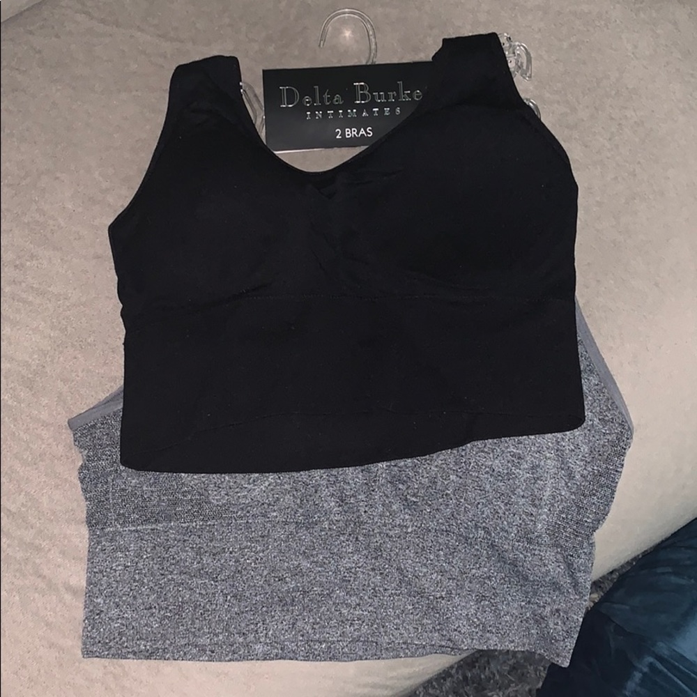 2 sports bras